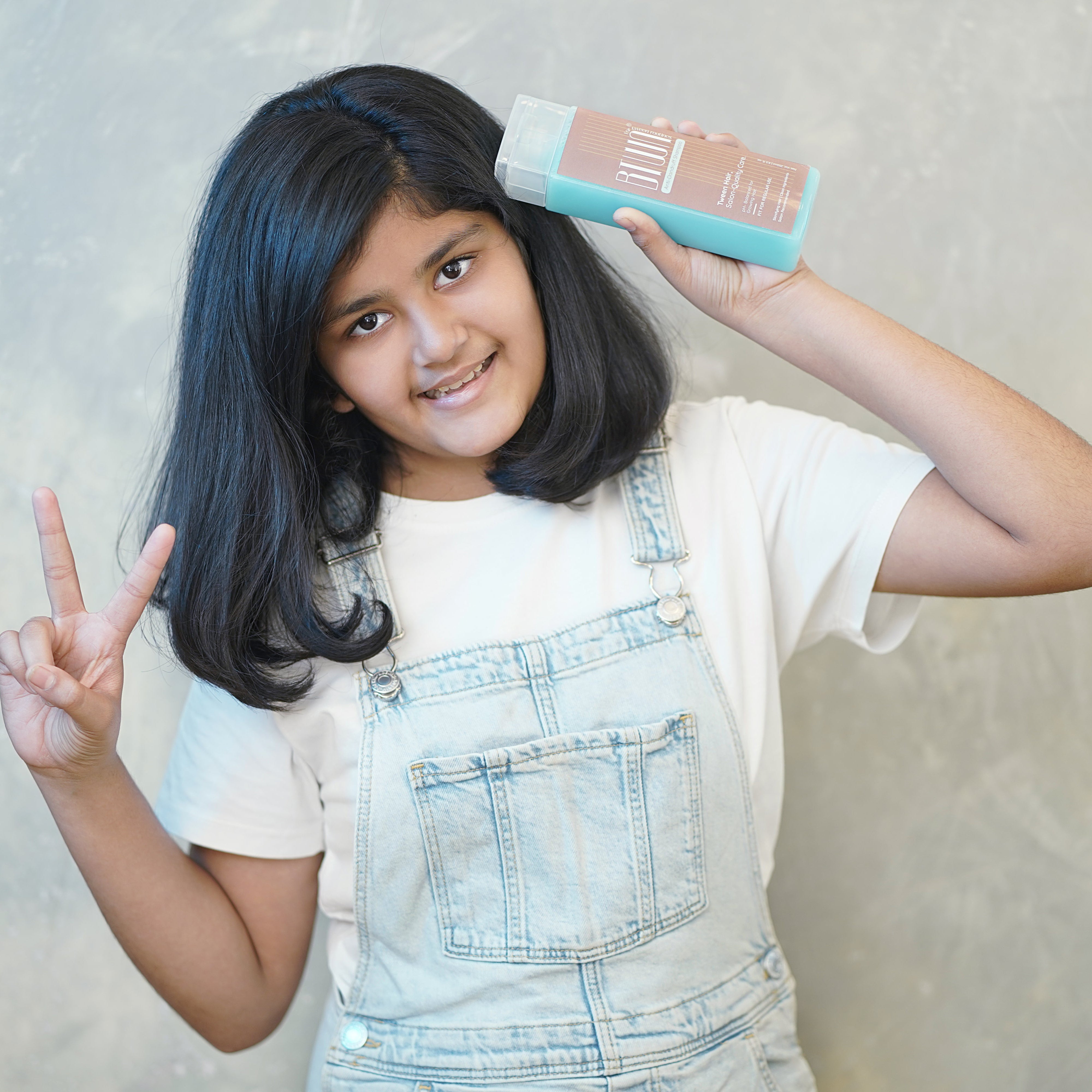 BTWN Anti-Dandruff Shampoo Bye-Bye, Flakes!